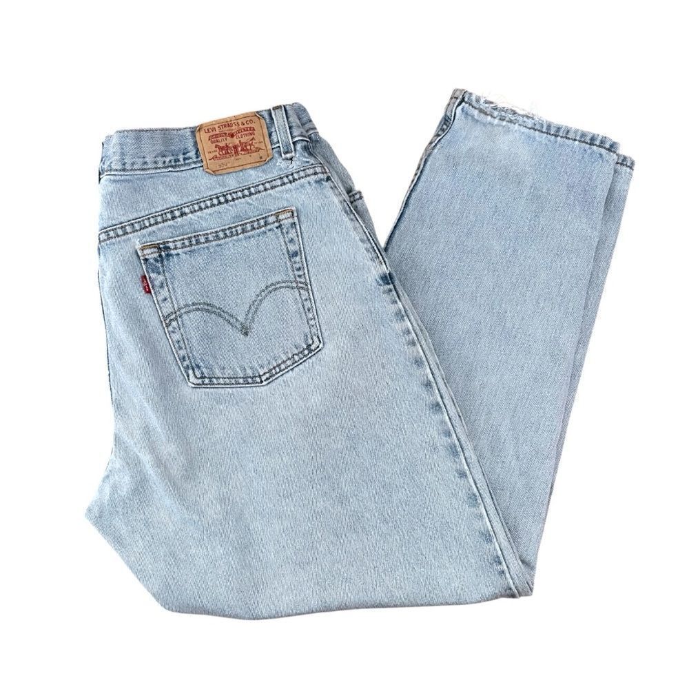 Vintage Levi’s 550 Light Wash Hi Waisted Jeans